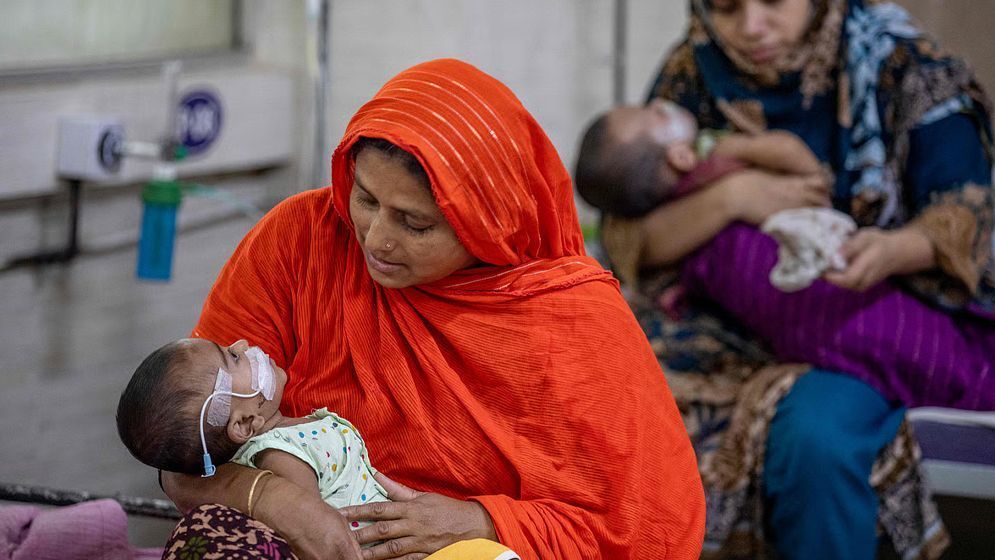 গত ২৪ ঘণ্টায় হামের উপসর্গে আরও ৬ শিশুর মৃত্যু, মোট মৃত ৫৯৪
