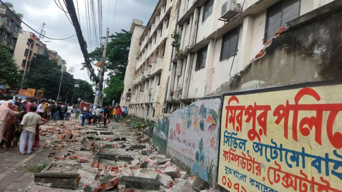 মিরপুর কলেজের দেয়াল ধসে নিহত ১, আহত ৭