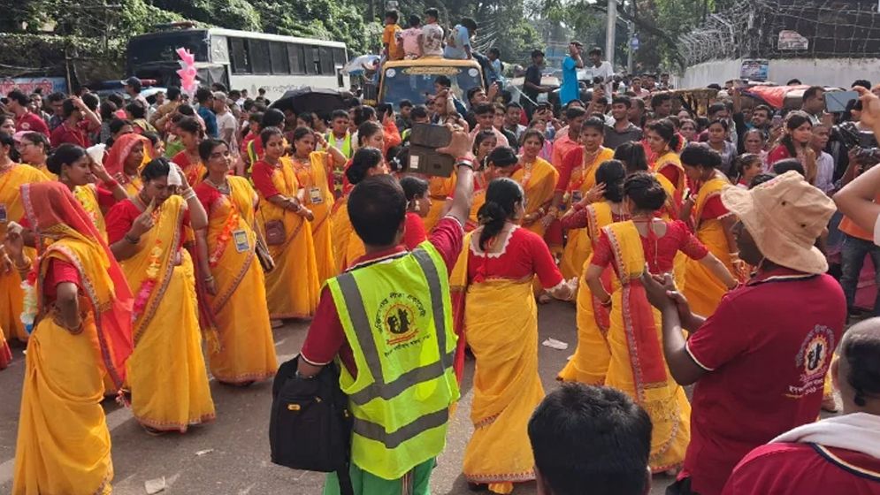উল্টো রথযাত্রার মধ্য দিয়ে শেষ হলো জগন্নাথ দেবের রথ উৎসব